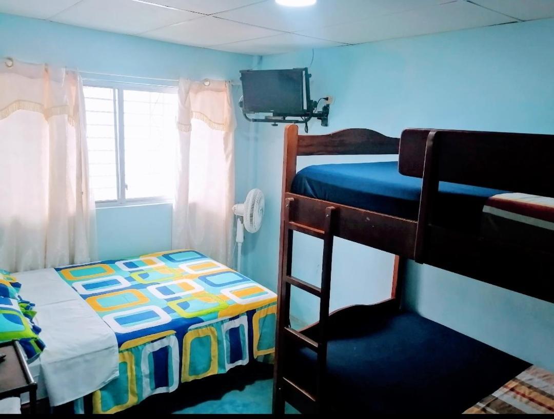Hostal Aruba Atacames Zimmer foto